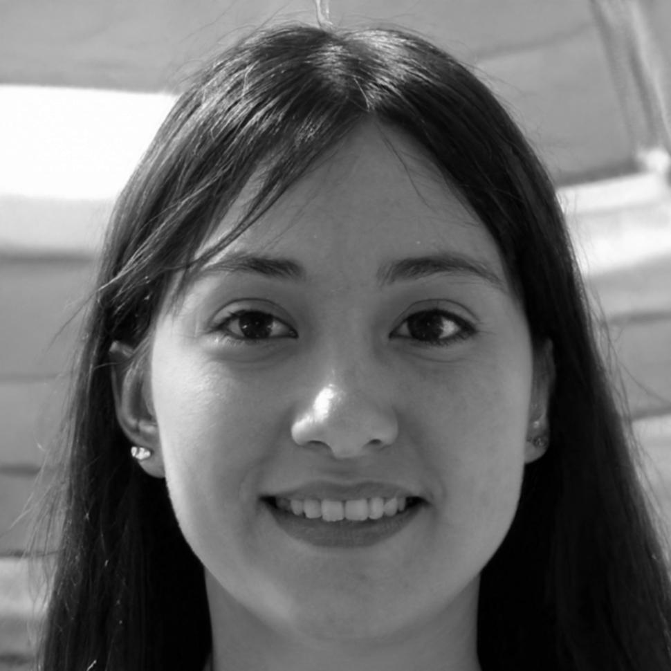 Winifred Torres, UX Designer focused on customer journey optimization